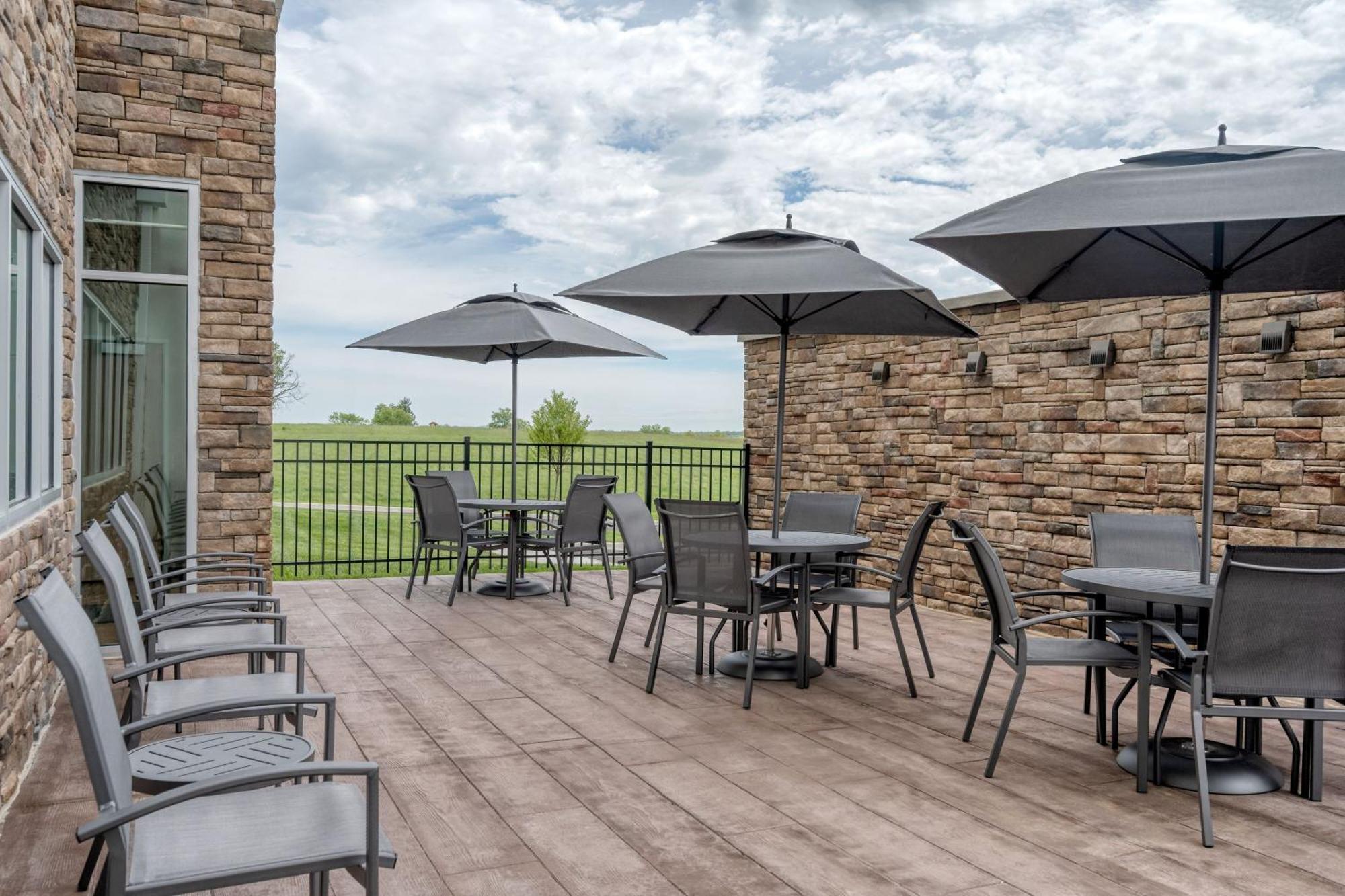 Fairfield By Marriott Inn & Suites シェルビービル エクステリア 写真